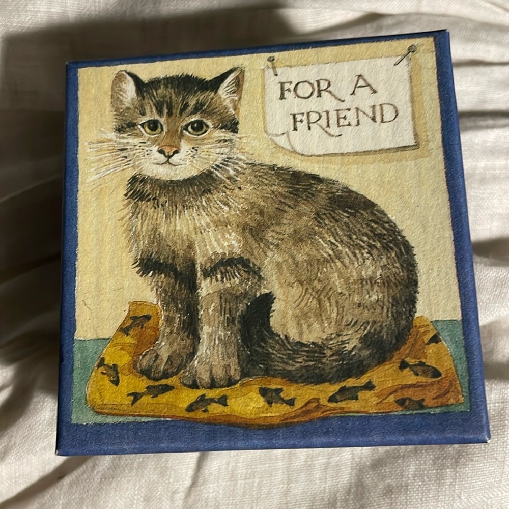 Matthew Rice hinged “ For a friend” vintage gift box